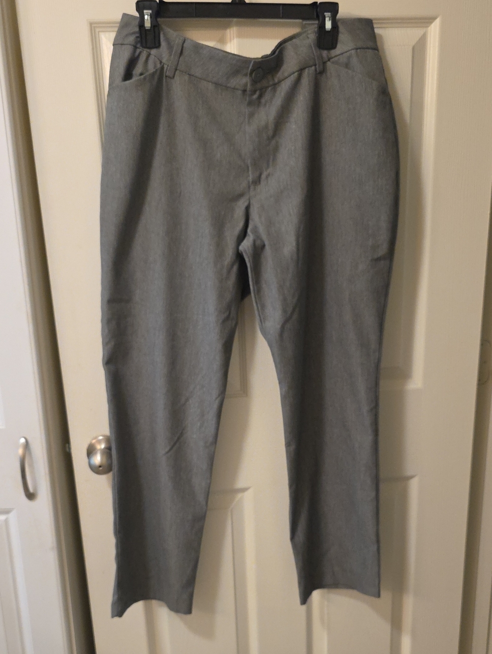 Lee Women's Straight Leg Pants in Gray 14S